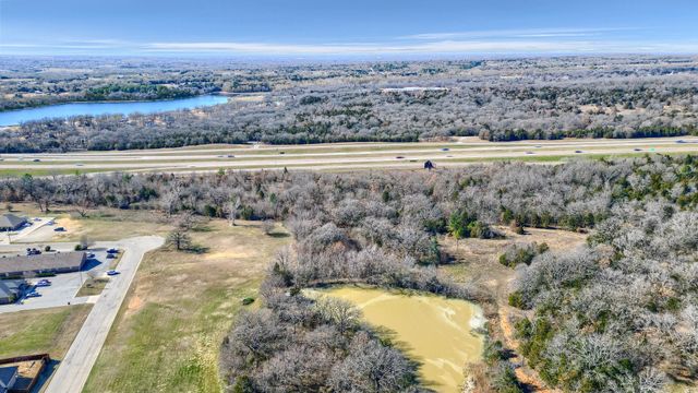 3015 Ridge Drive, Denison, TX 75020