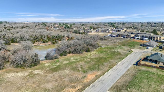 3015 Ridge Drive, Denison, TX 75020