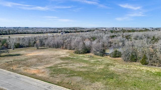 3015 Ridge Drive, Denison, TX 75020