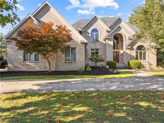 3770 Winterberry Drive, Akron, OH 44333