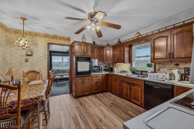 8675 W Smith Road, Medina, OH 44256