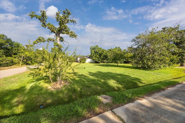 3410 Byway Street, Shoreacres, TX 77571