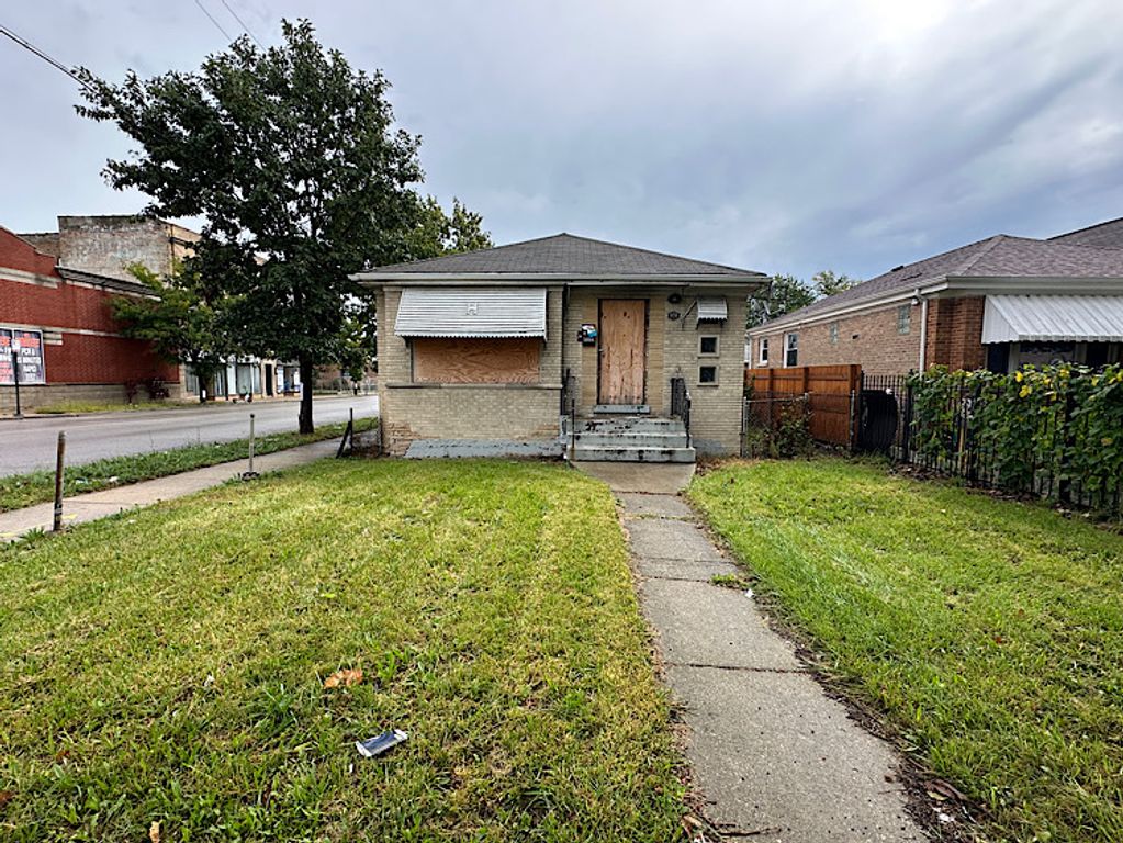 1159 N Long Avenue, Chicago, IL 60651 — exterior