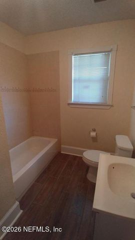 2886 FORBES Street, Jacksonville, FL 32205