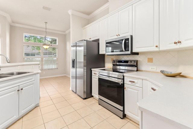 8430 SW 10TH PLACE, Gainesville, FL 32607