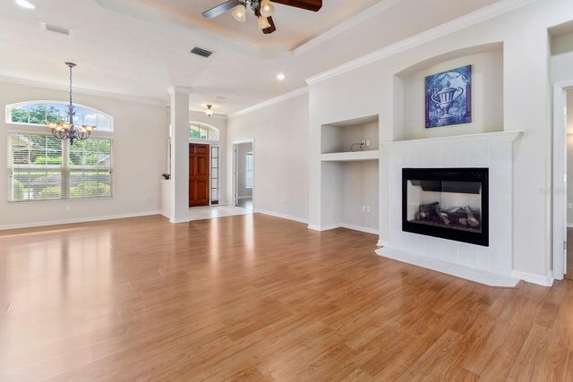 8430 SW 10TH PLACE, Gainesville, FL 32607