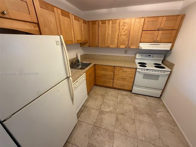 7850 Camino Real O-401, Miami, FL 33143