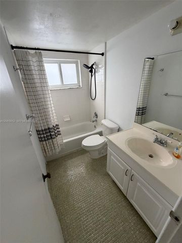 7850 Camino Real O-401, Miami, FL 33143