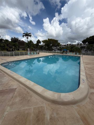7850 Camino Real O-401, Miami, FL 33143