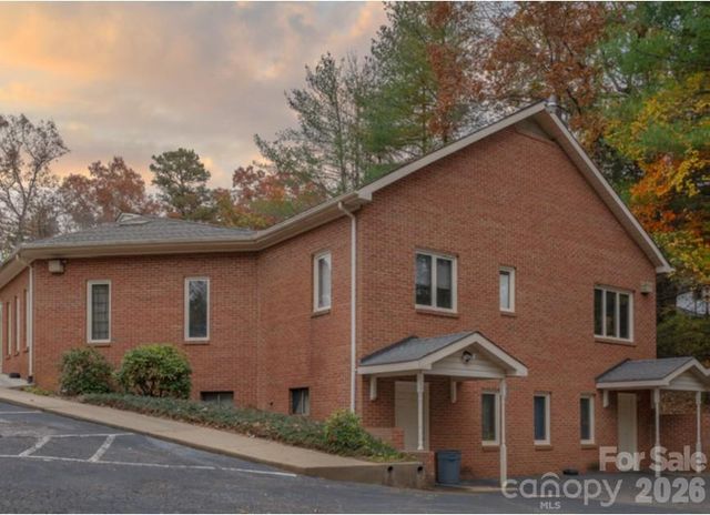 1170 W Medical Court, Marion, NC 28752