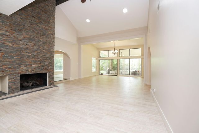 44 Indian Clover Drive, The Woodlands, TX 77381