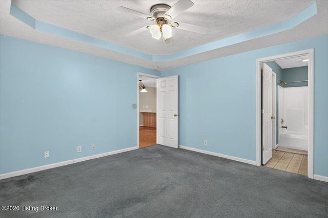 12373 Springmeadow Dr, Louisville, KY 40229
