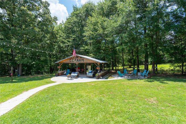 900 Old Four Notch Road, Whitesburg, GA 30185