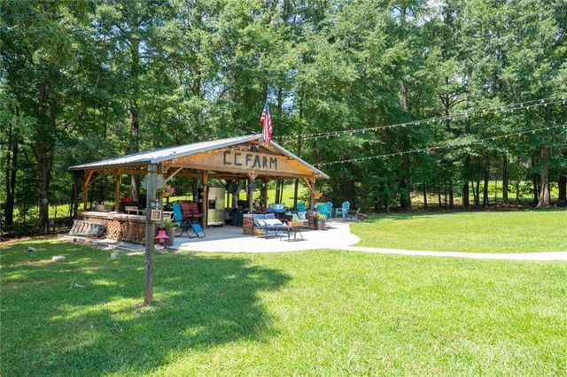 900 Old Four Notch Road, Whitesburg, GA 30185