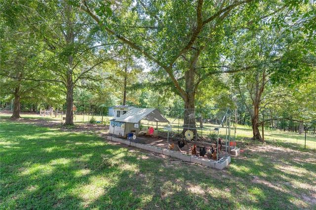 900 Old Four Notch Road, Whitesburg, GA 30185