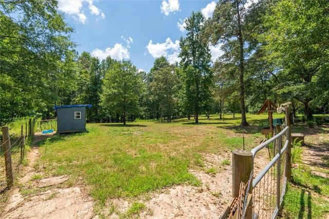900 Old Four Notch Road, Whitesburg, GA 30185