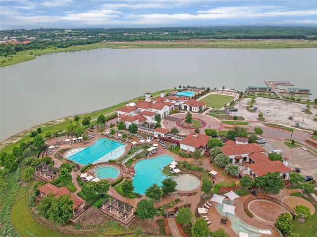 812 Trace Hawk Lane, Arlington, TX 76005