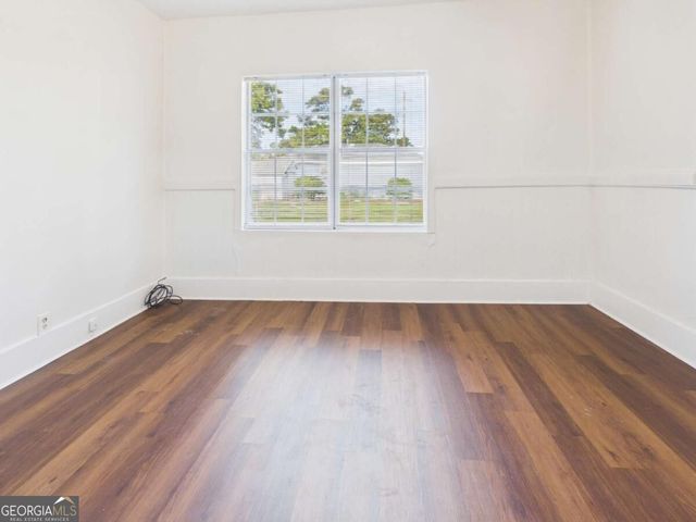 211 W 59Th Street, Savannah, GA 31405