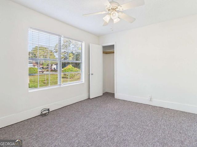 211 W 59Th Street, Savannah, GA 31405