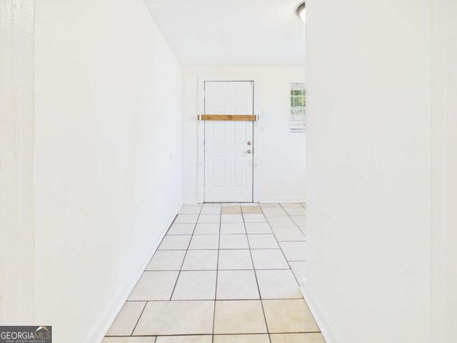 211 W 59Th Street, Savannah, GA 31405