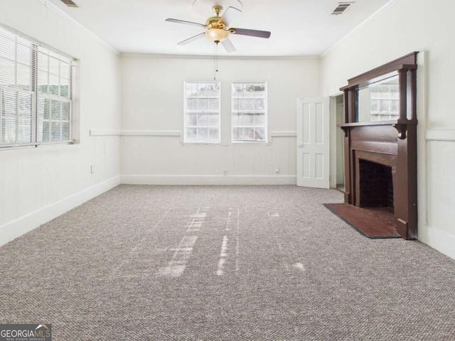 211 W 59Th Street, Savannah, GA 31405