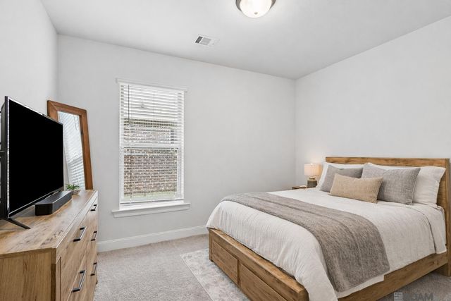 38408 Parliament Dr, Prairieville, LA 70769