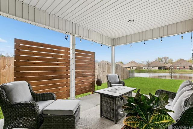 38408 Parliament Dr, Prairieville, LA 70769