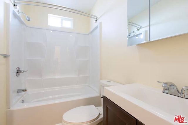 121 S Gless Street, Los Angeles, CA 90033