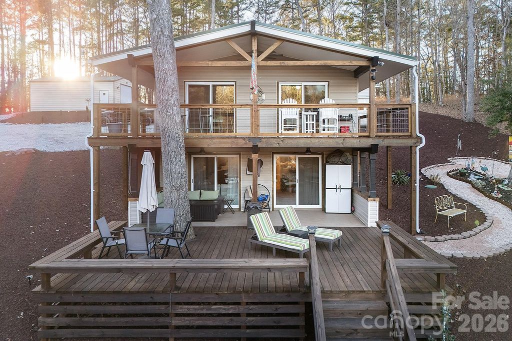 512 Deerfield Road, Mount Gilead, NC 27306