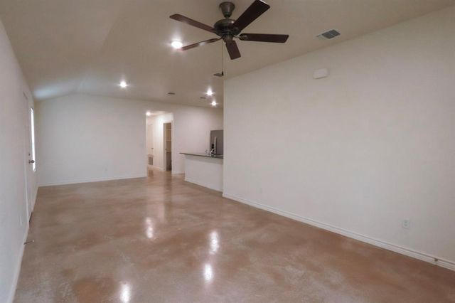 2316 Alterman DR B, Temple, TX 76504