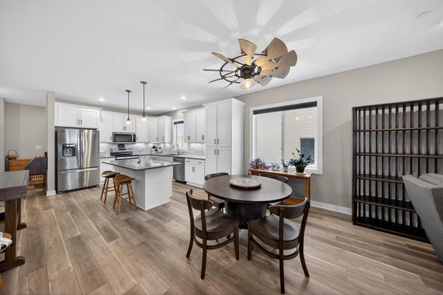 698 Shardlow Place NE, Byron, MN 55920