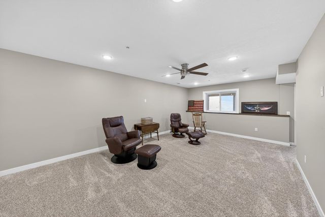 698 Shardlow Place NE, Byron, MN 55920