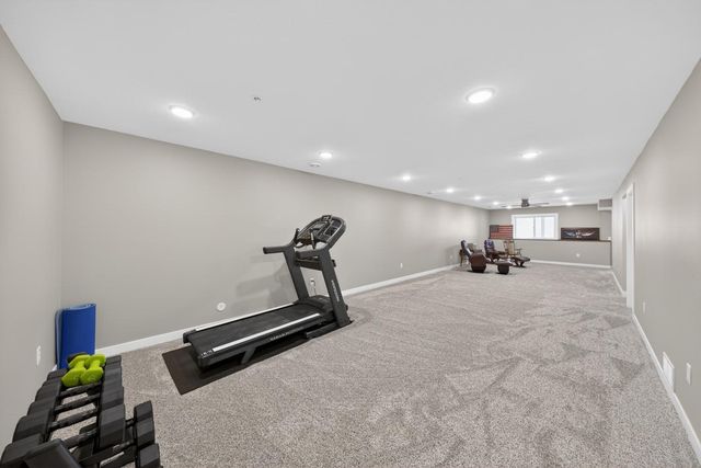 698 Shardlow Place NE, Byron, MN 55920