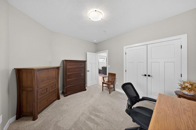 698 Shardlow Place NE, Byron, MN 55920