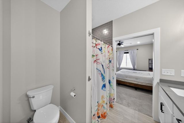 698 Shardlow Place NE, Byron, MN 55920