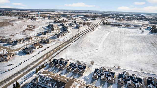 698 Shardlow Place NE, Byron, MN 55920