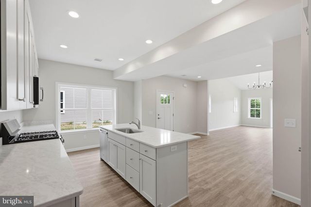 26 WATER LEAF RD, Lancaster, PA 17603