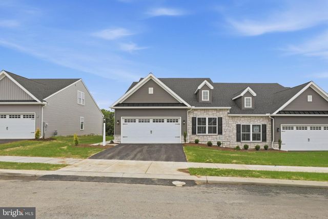 26 WATER LEAF RD, Lancaster, PA 17603