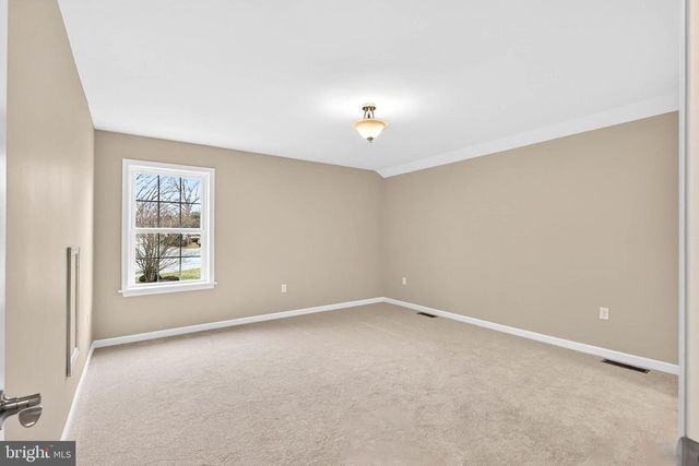 26 WATER LEAF RD, Lancaster, PA 17603
