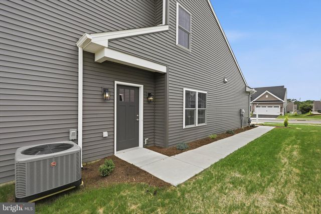 26 WATER LEAF RD, Lancaster, PA 17603