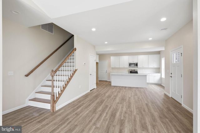 26 WATER LEAF RD, Lancaster, PA 17603