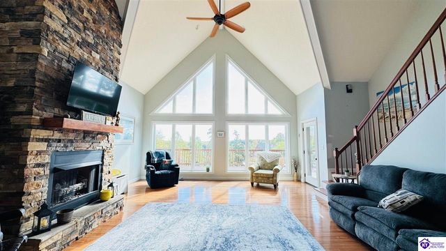 265 Camp Green Shores, Mcdaniels, KY 40152