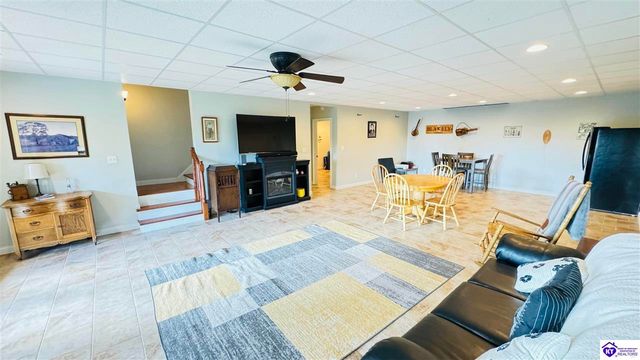 265 Camp Green Shores, Mcdaniels, KY 40152