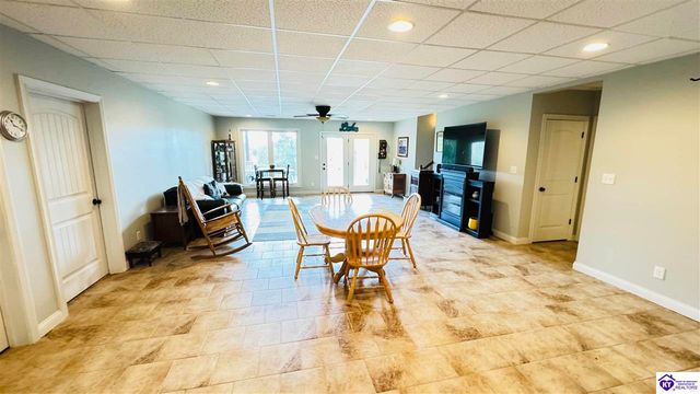 265 Camp Green Shores, Mcdaniels, KY 40152