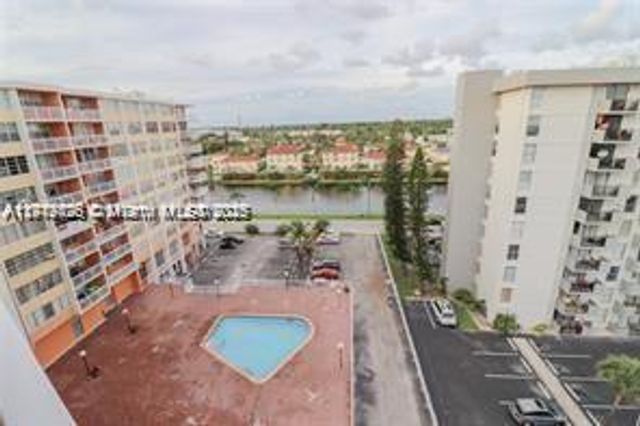 2025 NE 164th St 904, North Miami Beach, FL 33162
