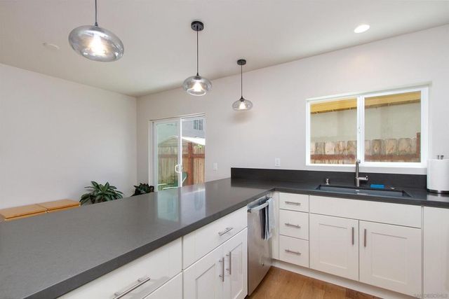 3045 Keats Street, San Diego, CA 92106