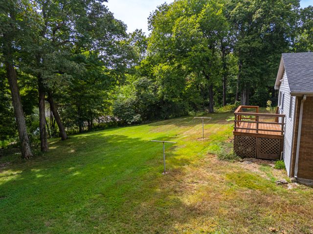 4550 Antioch Rd, Hopkinsville, KY 42240