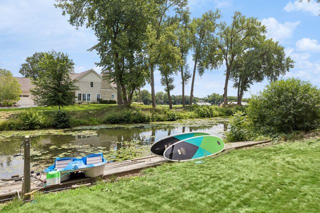 2980 Washta Bay Court, Chanhassen, MN 55331