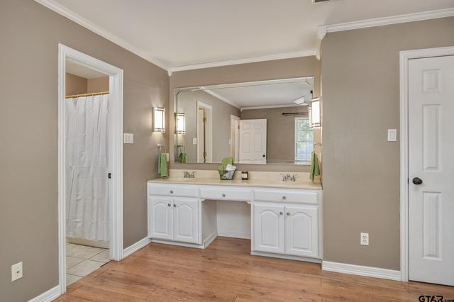 409 Shelly Drive, Whitehouse, TX 75791