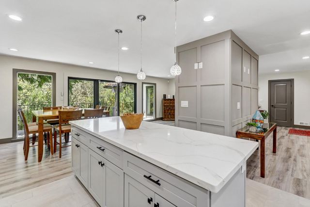 3751 Dell Rd, Carmichael, CA 95608